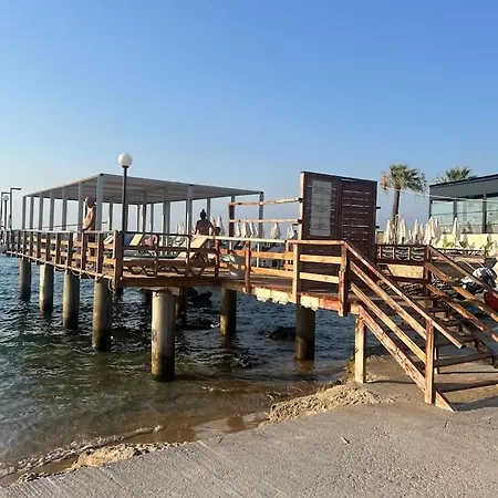 Girne Yazlik Ev Ferienhaus Agios Georgios (Kyrenia)