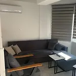 Girne Yazlik Ev * Agios Georgios (Kyrenia)