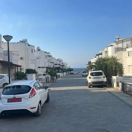 Feriehus Girne Yazlik Ev Agios Georgios (Kyrenia)