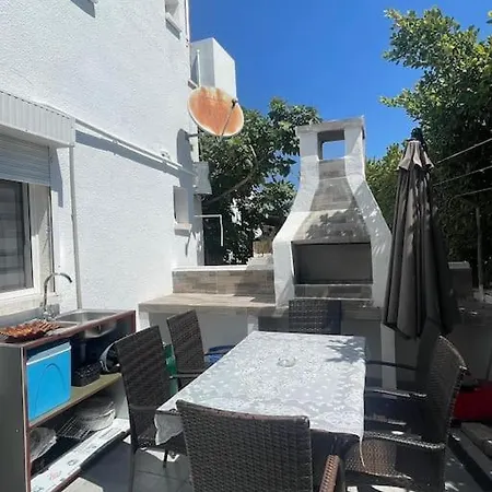 Girne Yazlik Ev