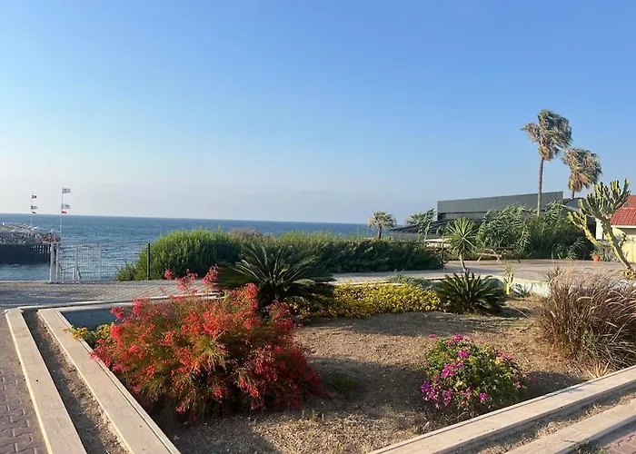 Girne Yazlik Ev * Agios Georgios (Kyrenia)