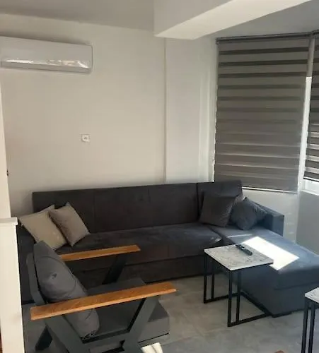 Girne Yazlik Ev * Agios Georgios (Kyrenia)